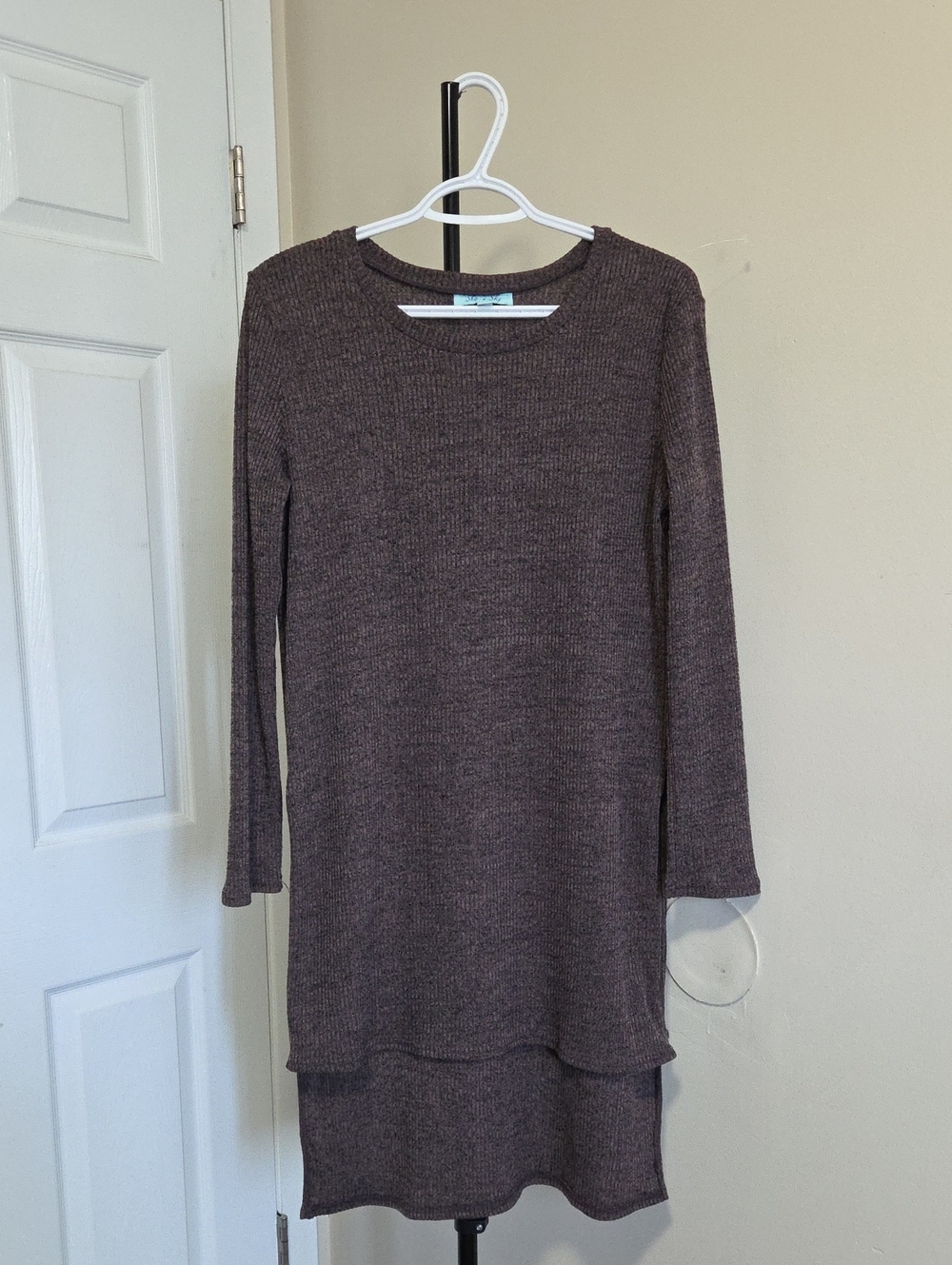 She + Sky Long Sleeve Ribbed Knit Dress in Brown
